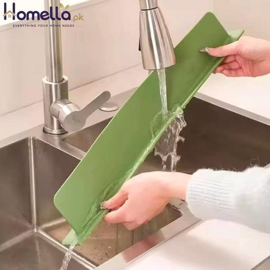 1pcs Silicone Kitchen Sink Water Splash Guard Washing Basin Anti-splash Stopper Waterproof Splatter Screen Bar Anti-water Board